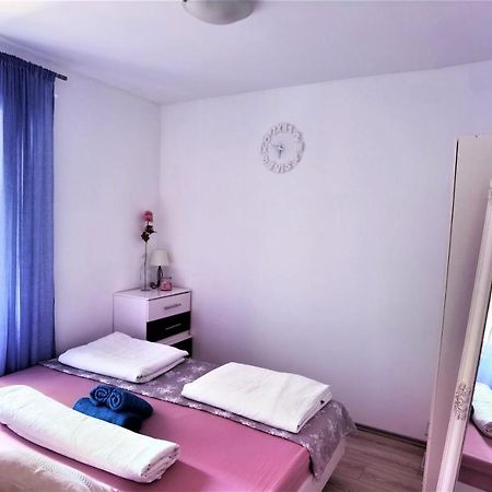 Apartment Chloe Traù Esterno foto